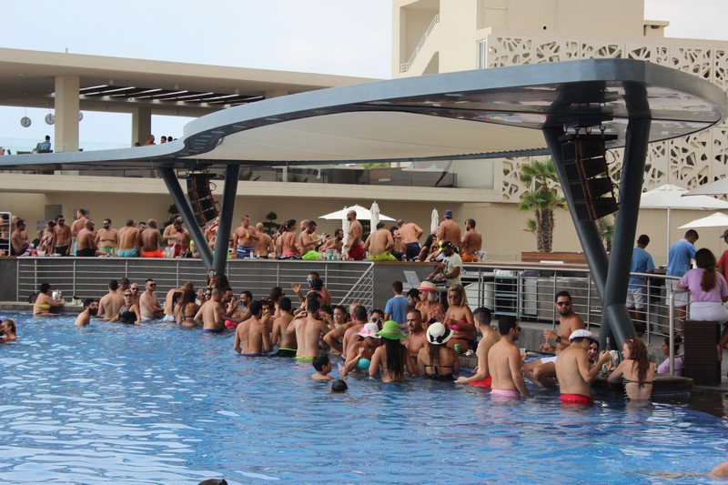 Sunday Pool Party at Whitelace